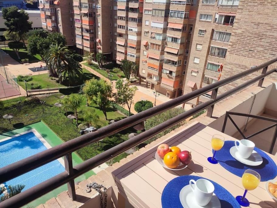 Апартаменти Gran Apartamento, Aire Acondicionado, Piscina Y Parking Gratuito Аліканте Екстер'єр фото